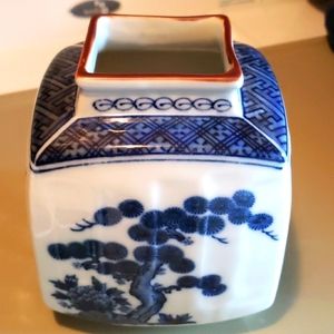 Vintage 1980 Bamboo Chinoiserie blue and gray square cachepot